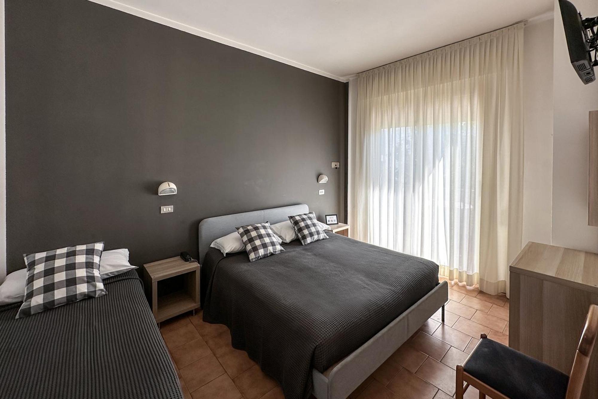 Hotel Aplo - Breakfast Experience Cervia